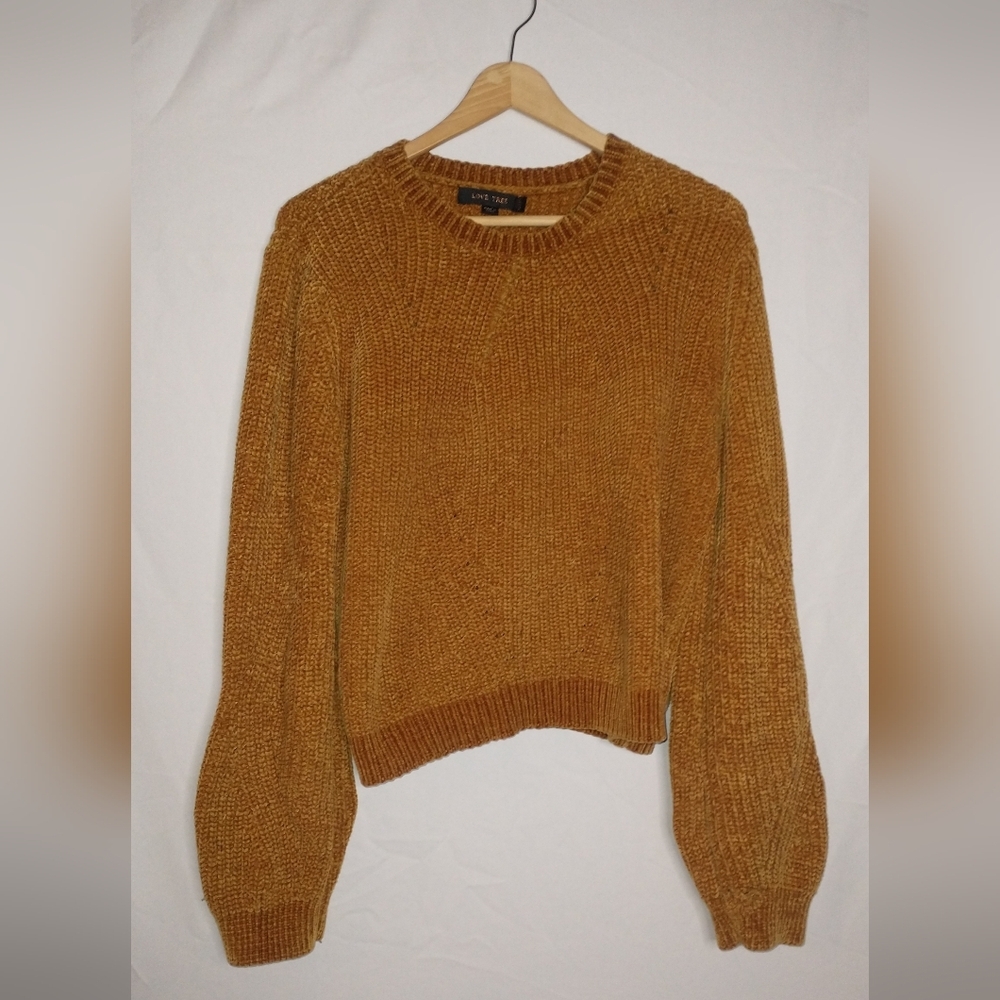 Love Tree Gold Mustard Crew Neck Bell Sleeve Soft Cozy Sweater Medium